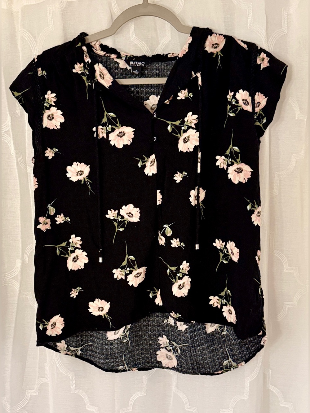 Buffalo David Bitton Small Black Pink Floral Lace Trim Blouse